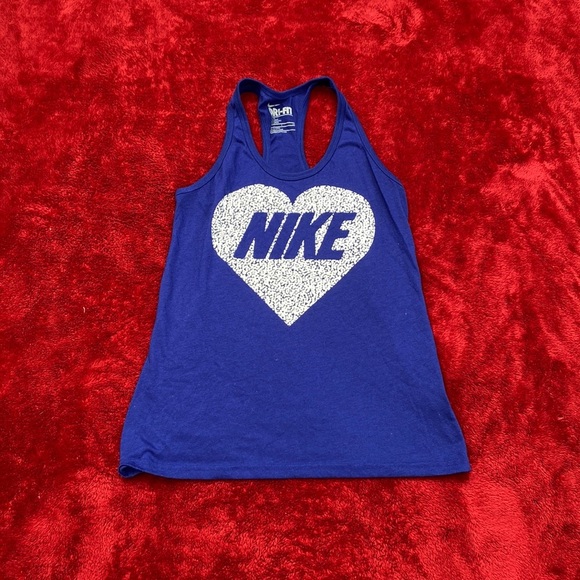 Nike Top SIZE S 9️⃣0️⃣ - Picture 1 of 4